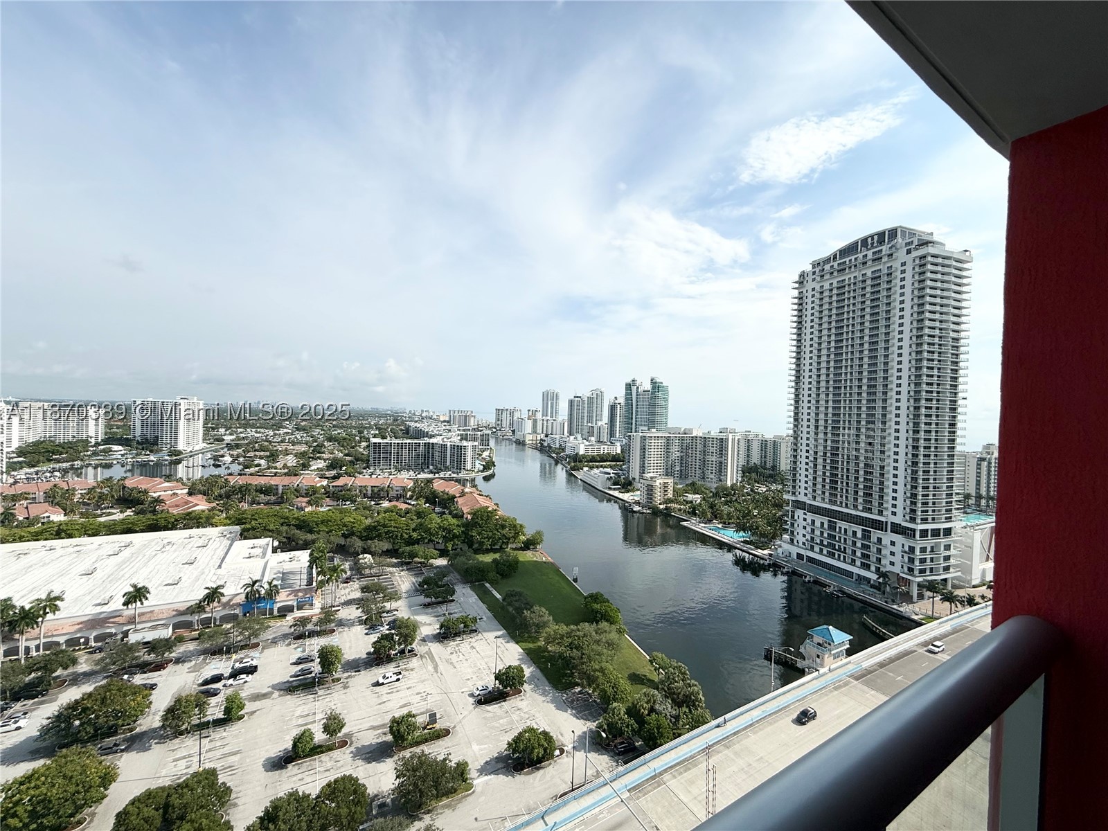 Hallandale Beach photo 2