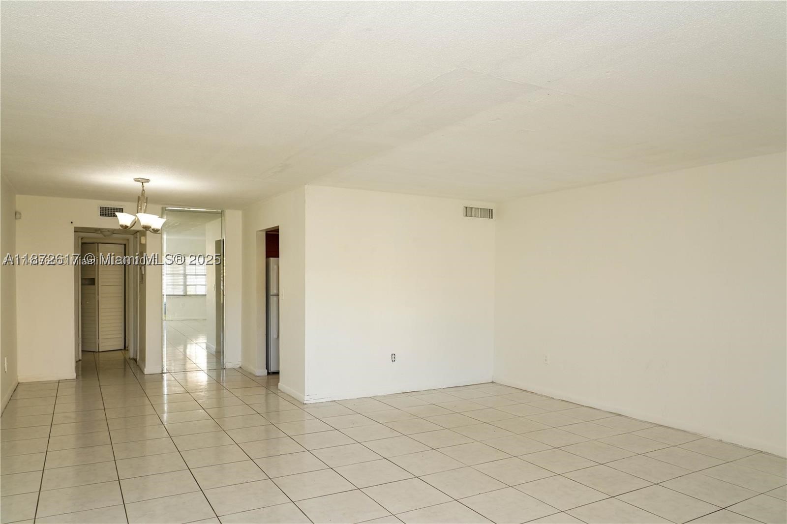 North Miami photo 2