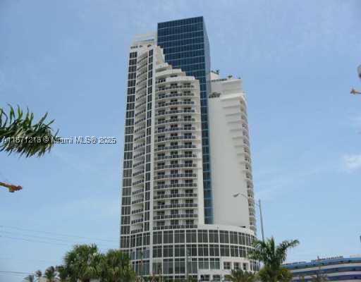 Sunny Isles Beach photo 1