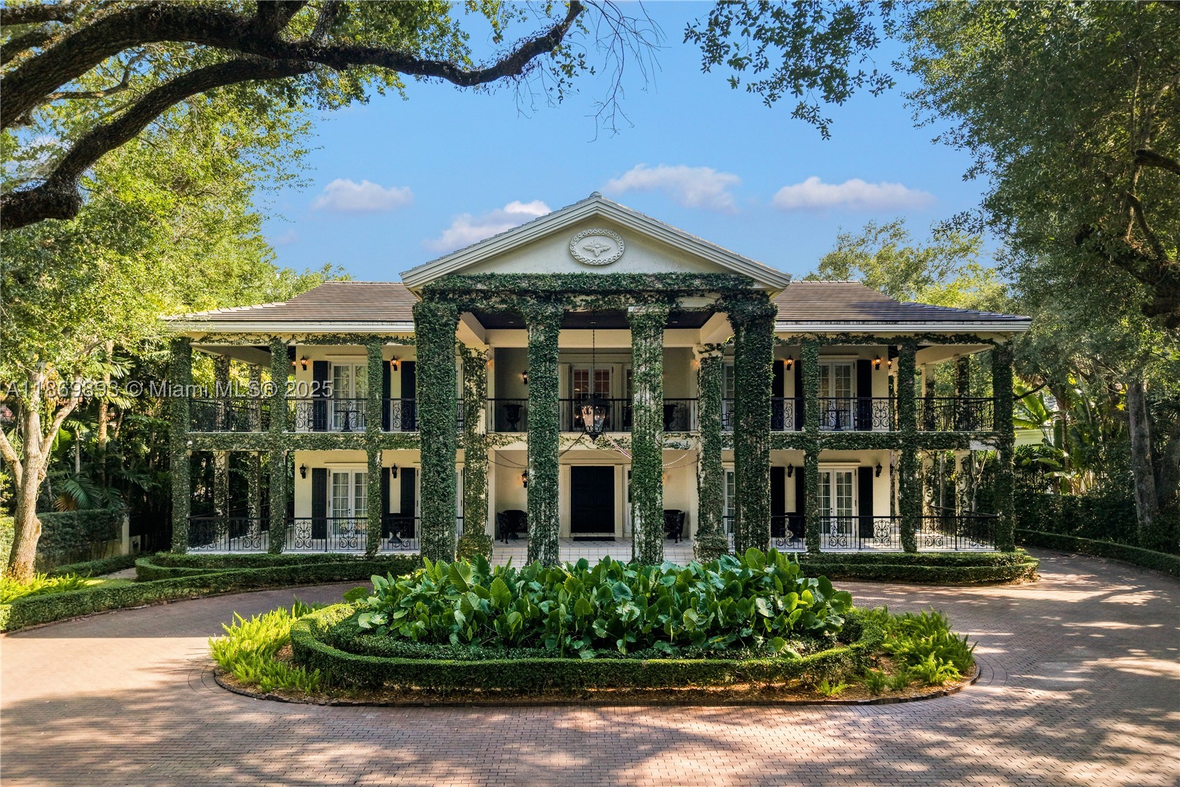 Coral Gables photo 2