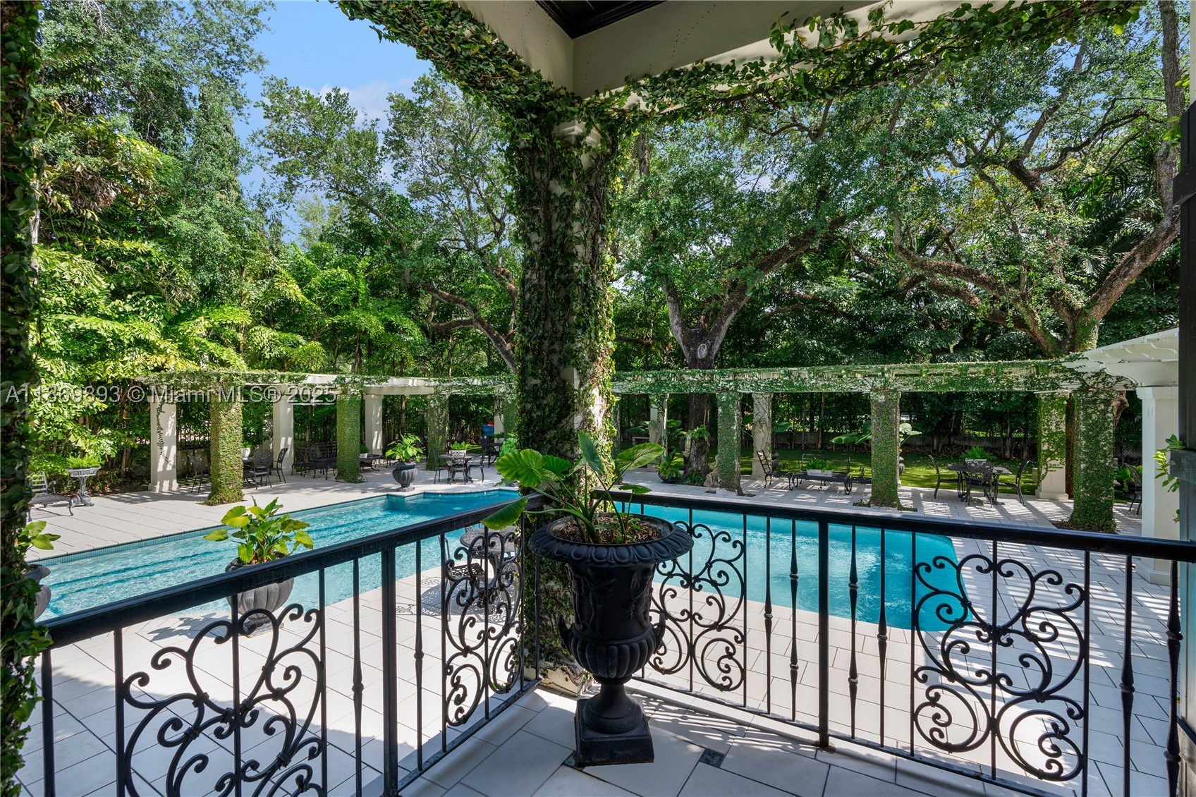 Coral Gables photo 4