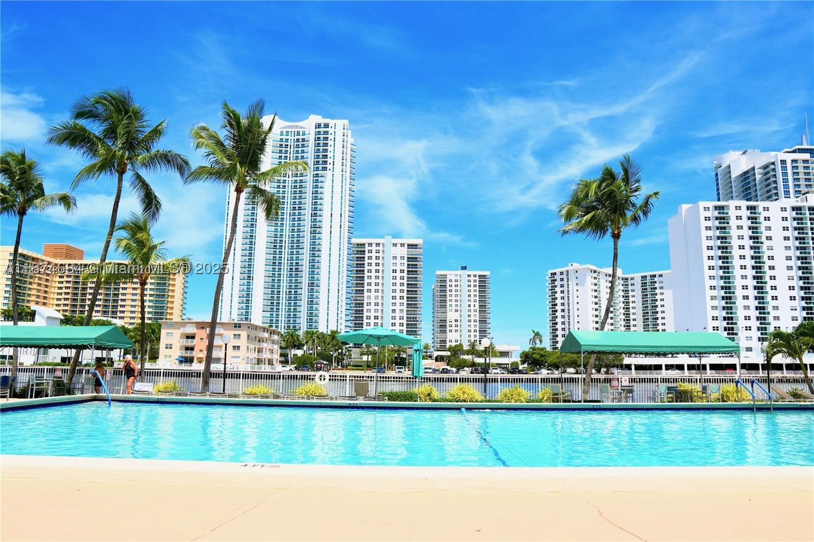 Hallandale Beach photo 5