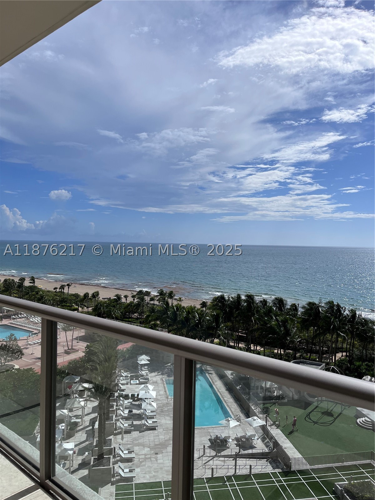 Bal Harbour photo 2