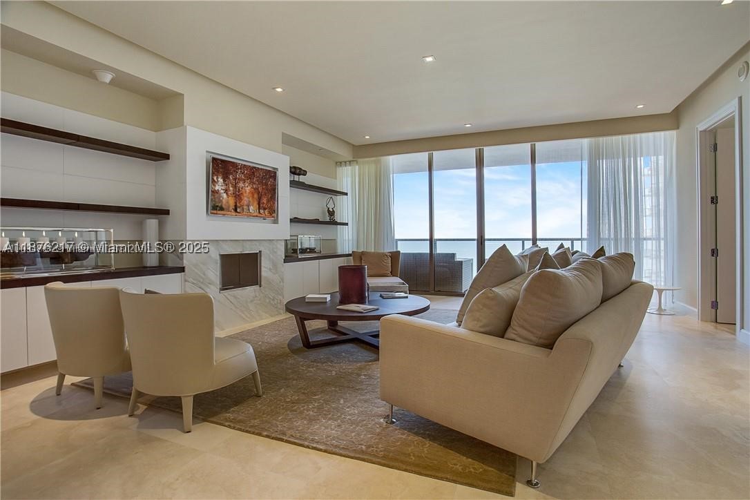 Bal Harbour photo 4