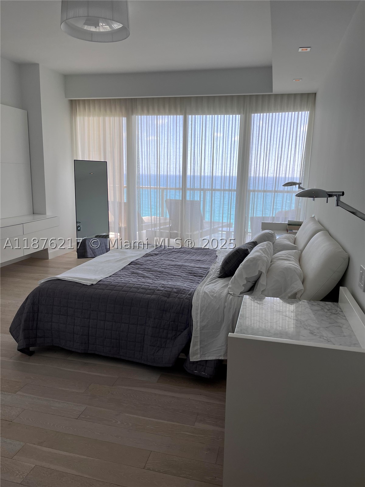 Bal Harbour photo 5