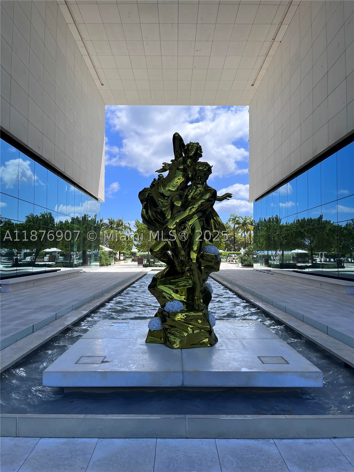 Bal Harbour photo 2