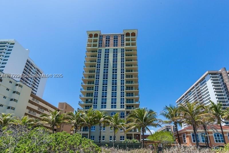 Hallandale Beach photo 1