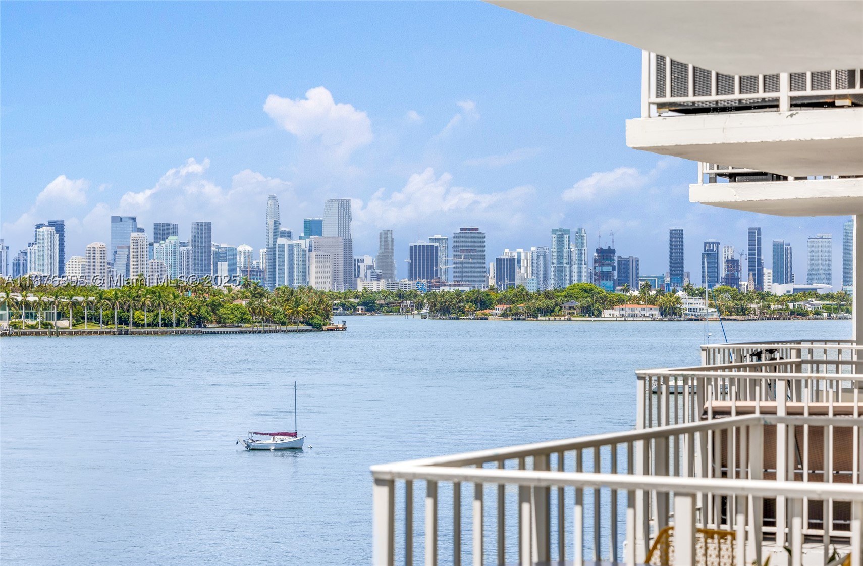 Miami Beach photo 1