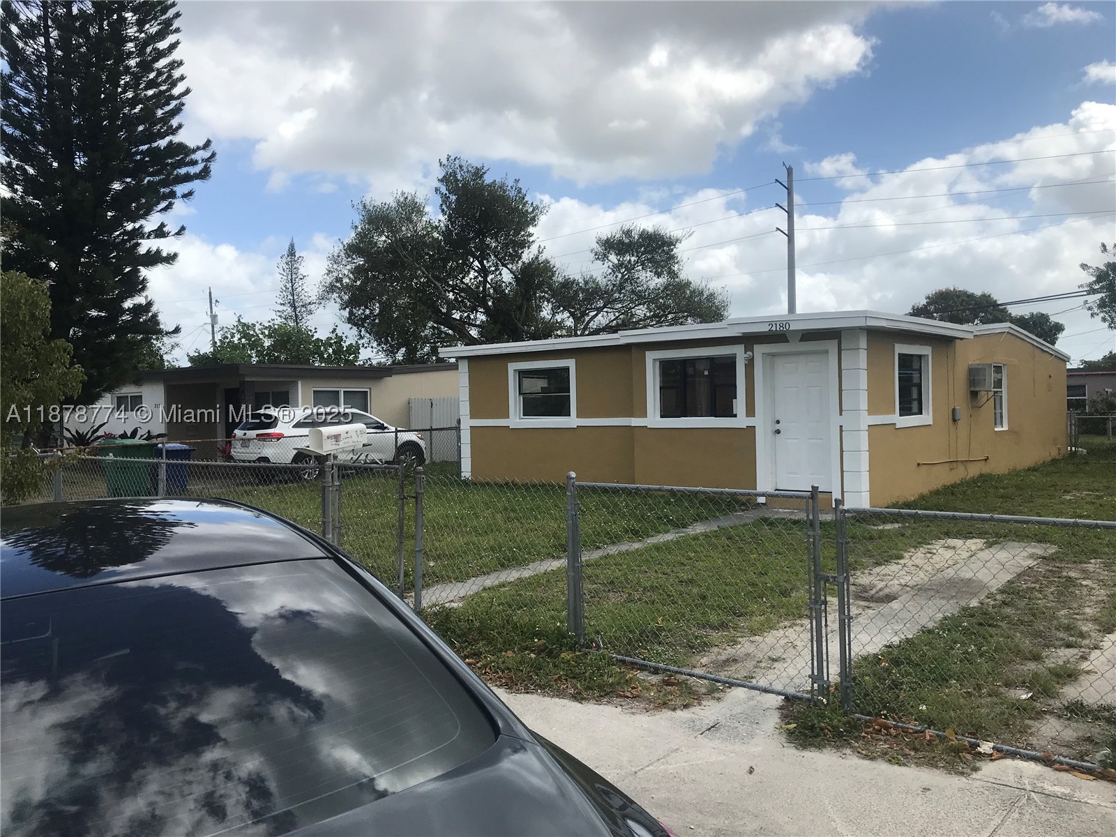 Opa Locka photo 1
