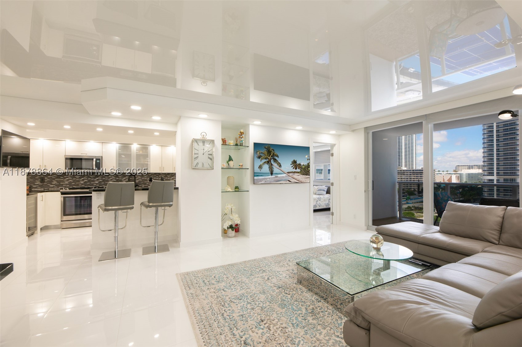 Hallandale Beach photo 4