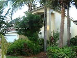 Pembroke Pines photo 2