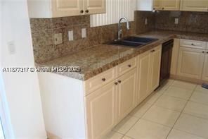 Pembroke Pines photo 4