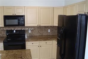 Pembroke Pines photo 5
