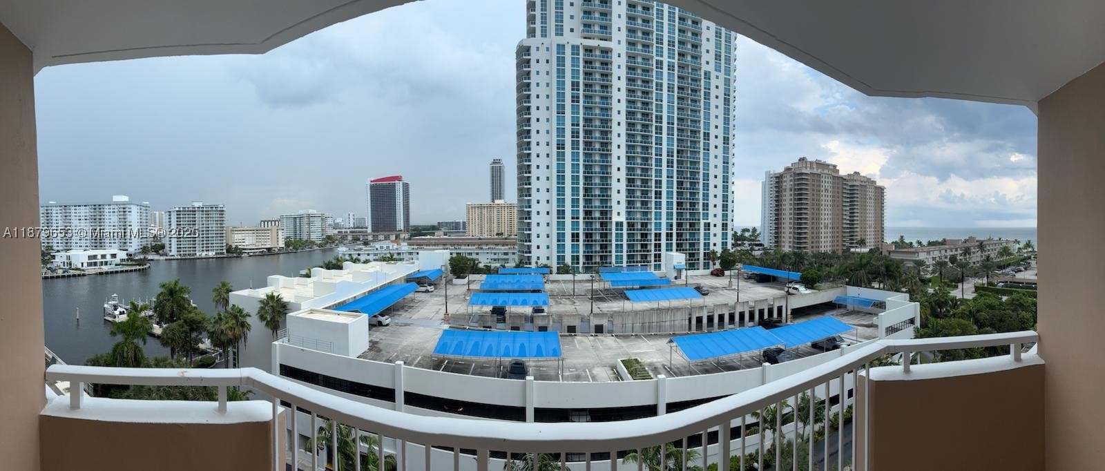 Hallandale Beach photo 1