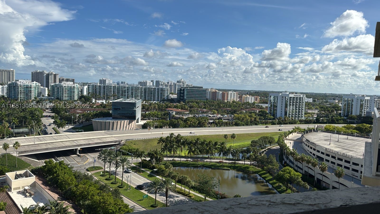 Aventura photo 1