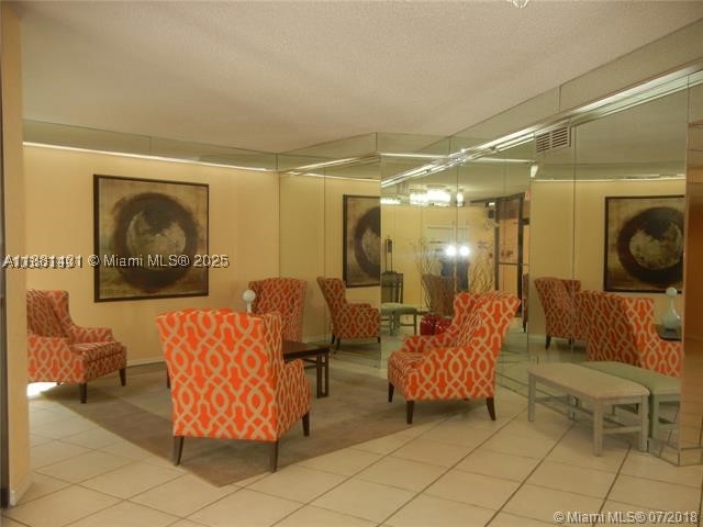 Pembroke Pines photo 2