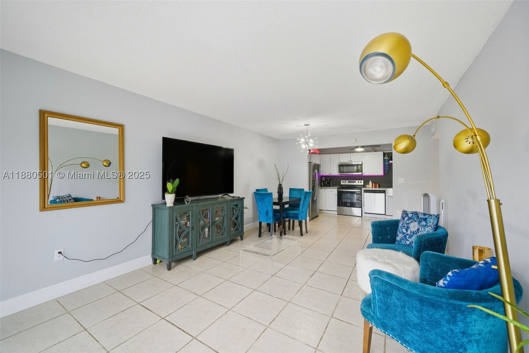 North Miami photo 3