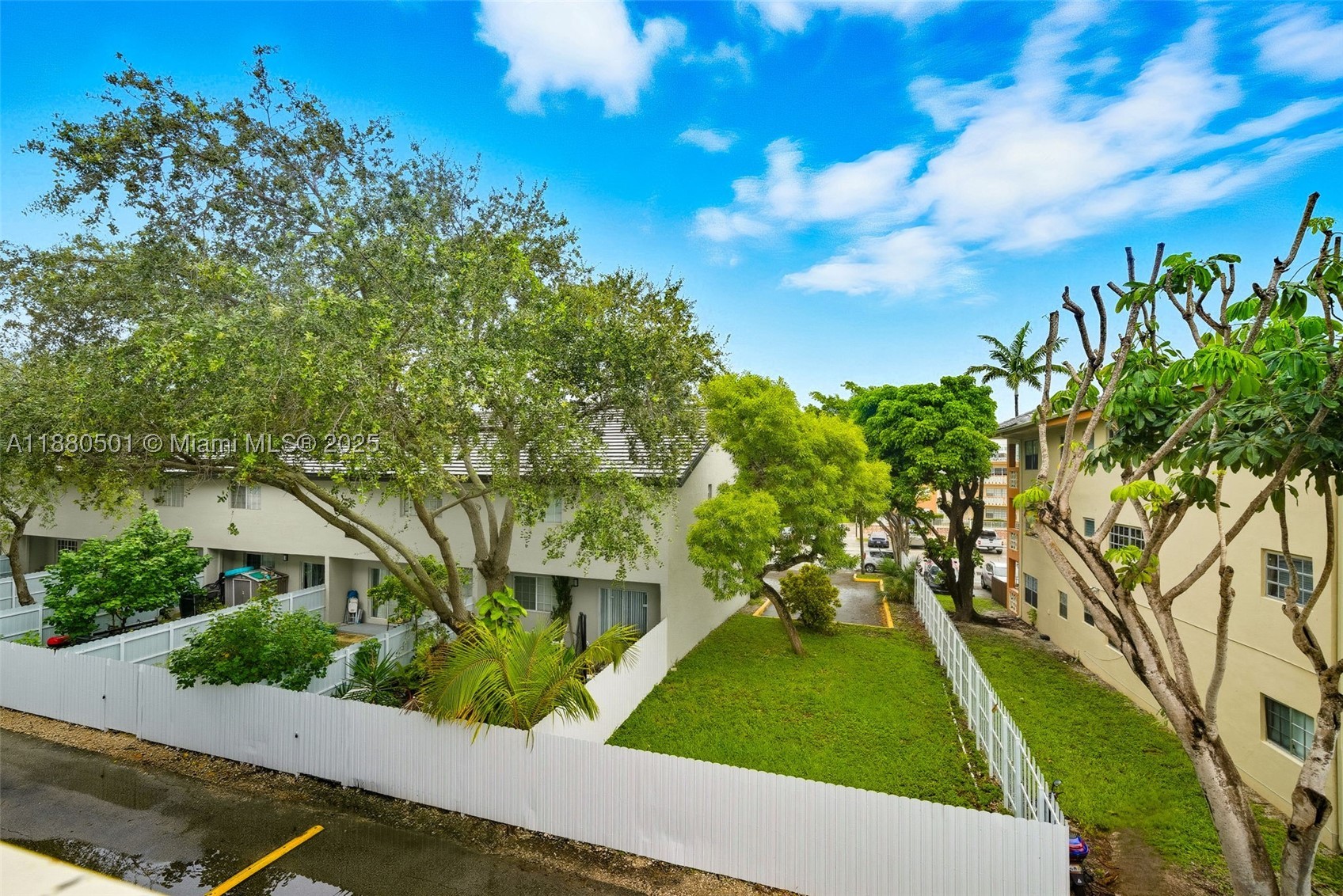 North Miami photo 2