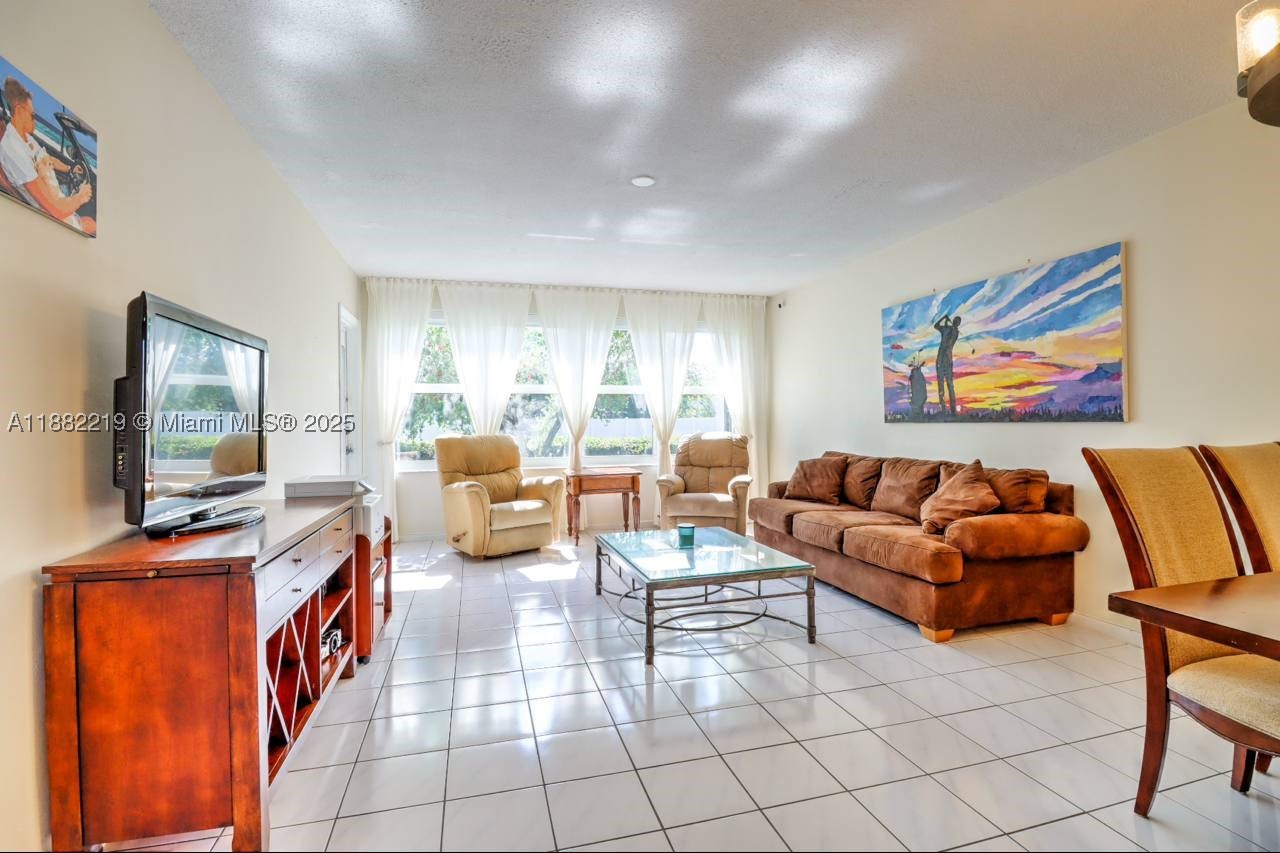 Hallandale Beach photo 5