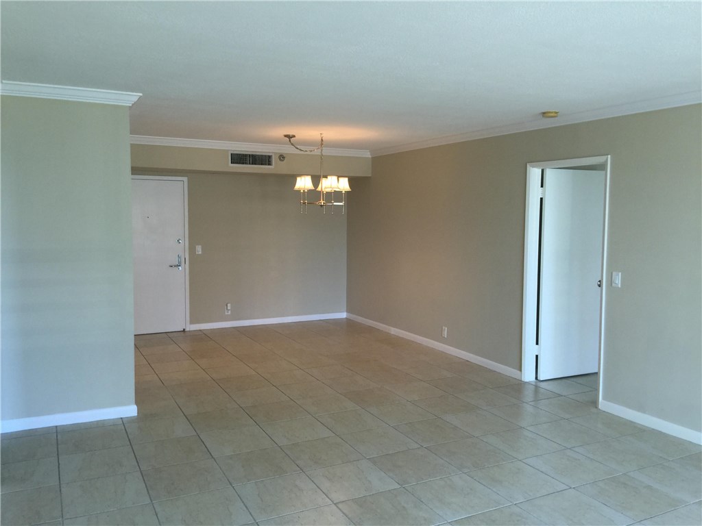 Pembroke Pines photo 4