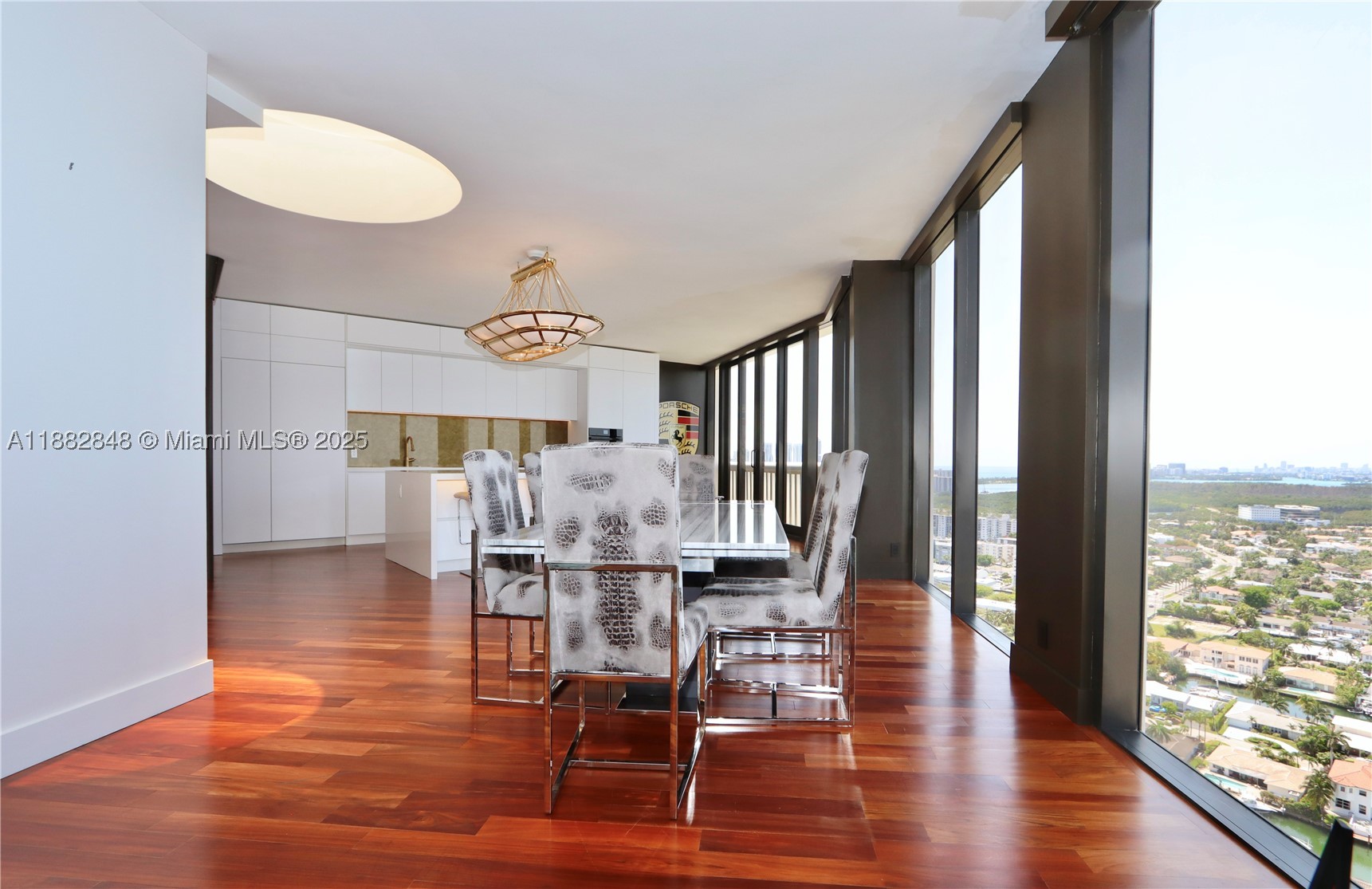Aventura photo 5
