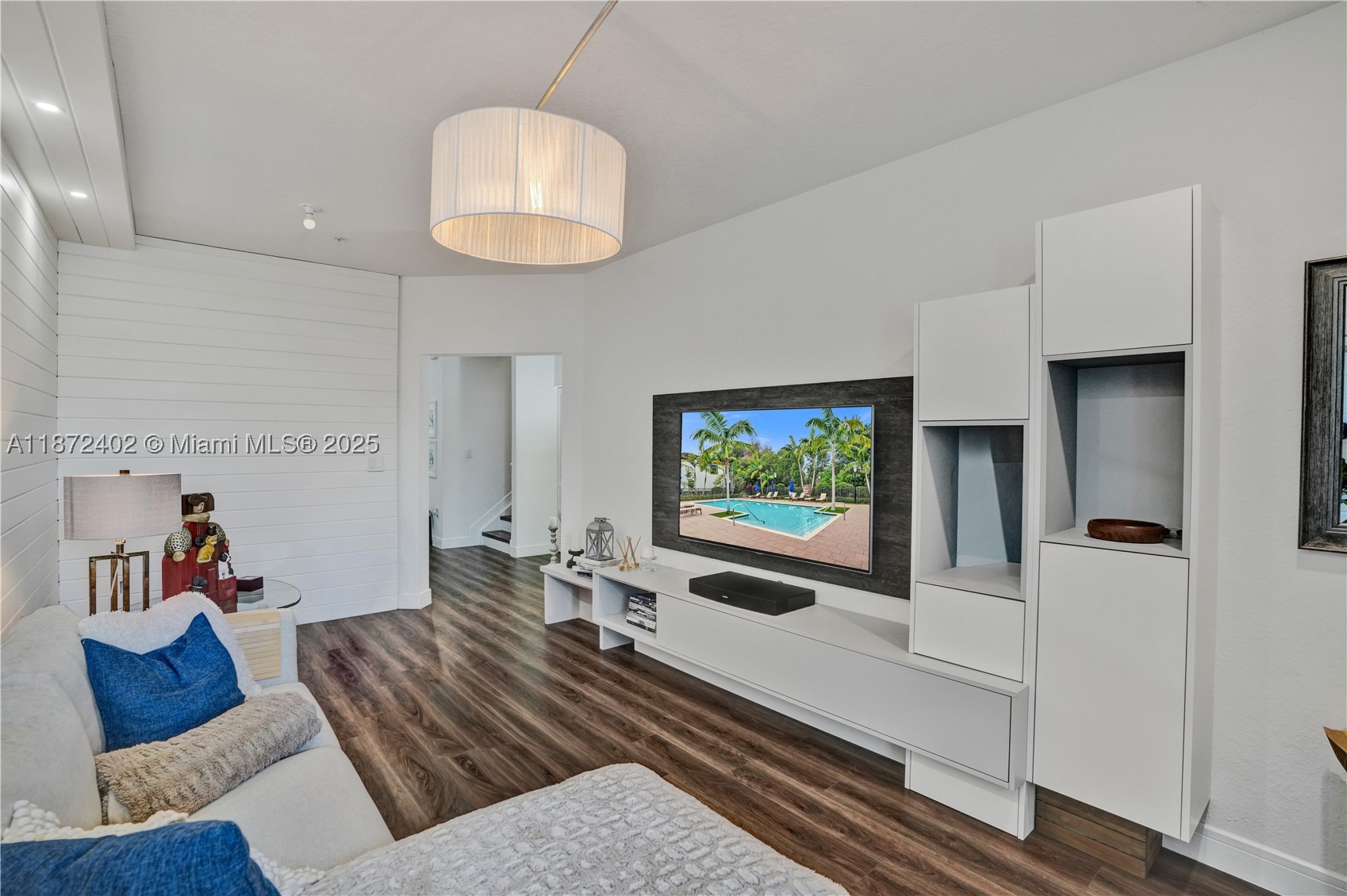 Pembroke Pines photo 5