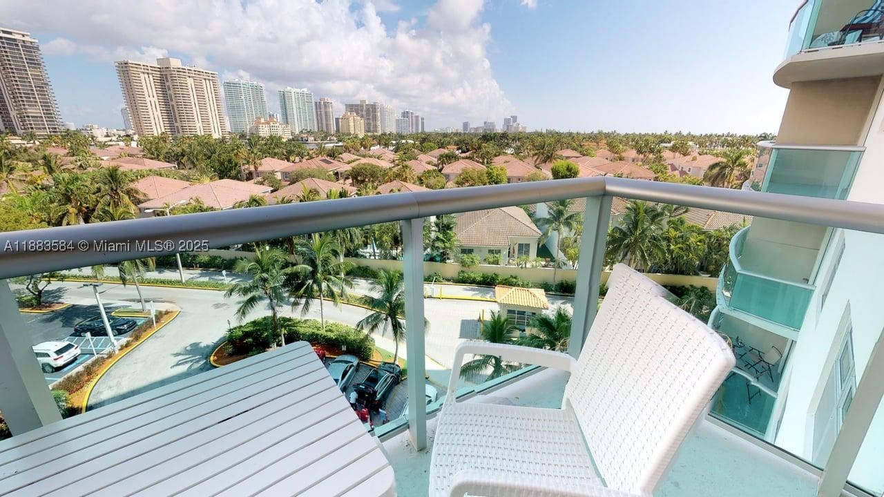 Sunny Isles Beach photo 1