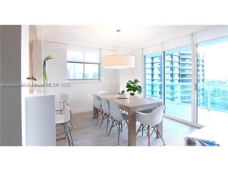 Miami photo 1