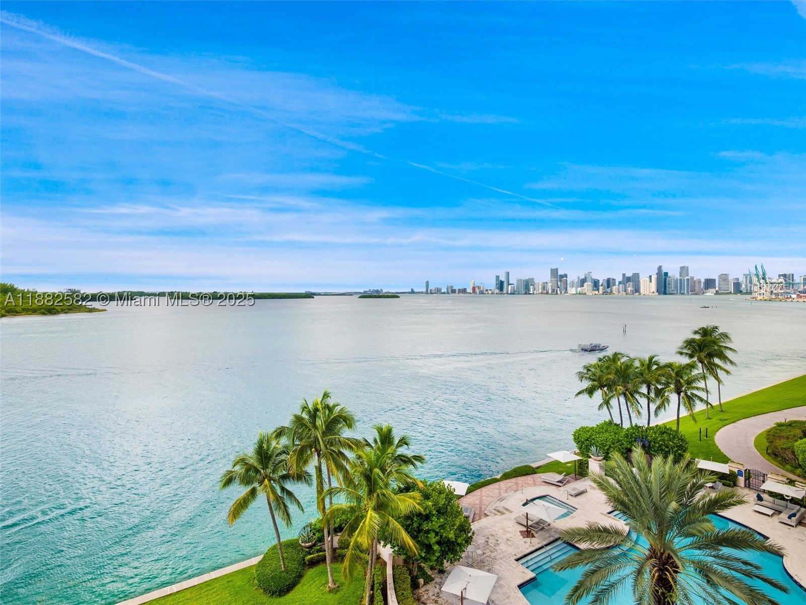 Miami Beach photo 1