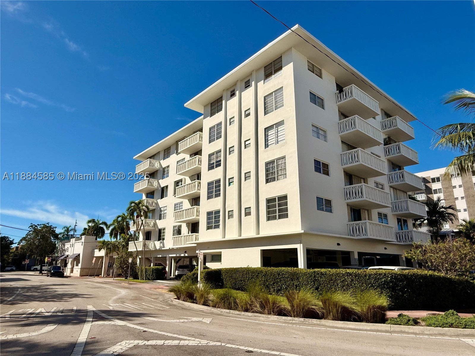 Miami Beach photo 1