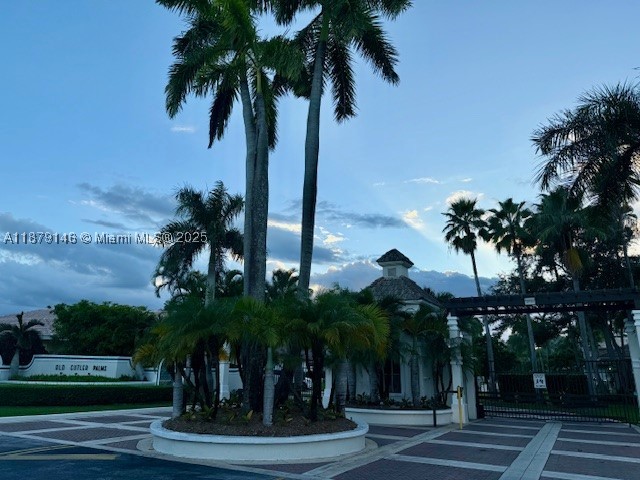 Palmetto Bay photo 3