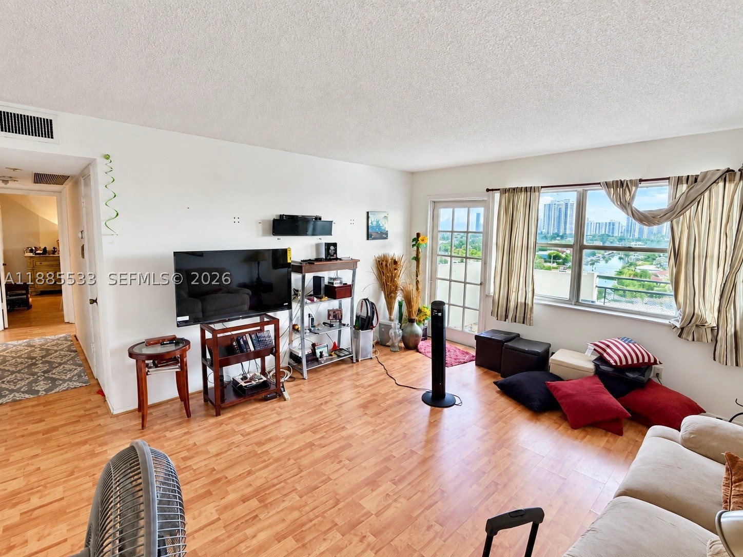 Hallandale Beach photo 5
