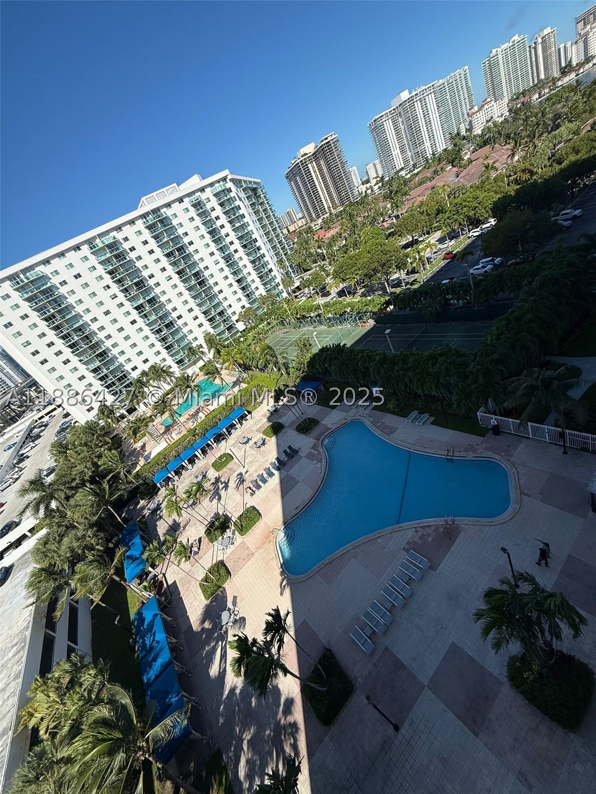 Sunny Isles Beach photo 4