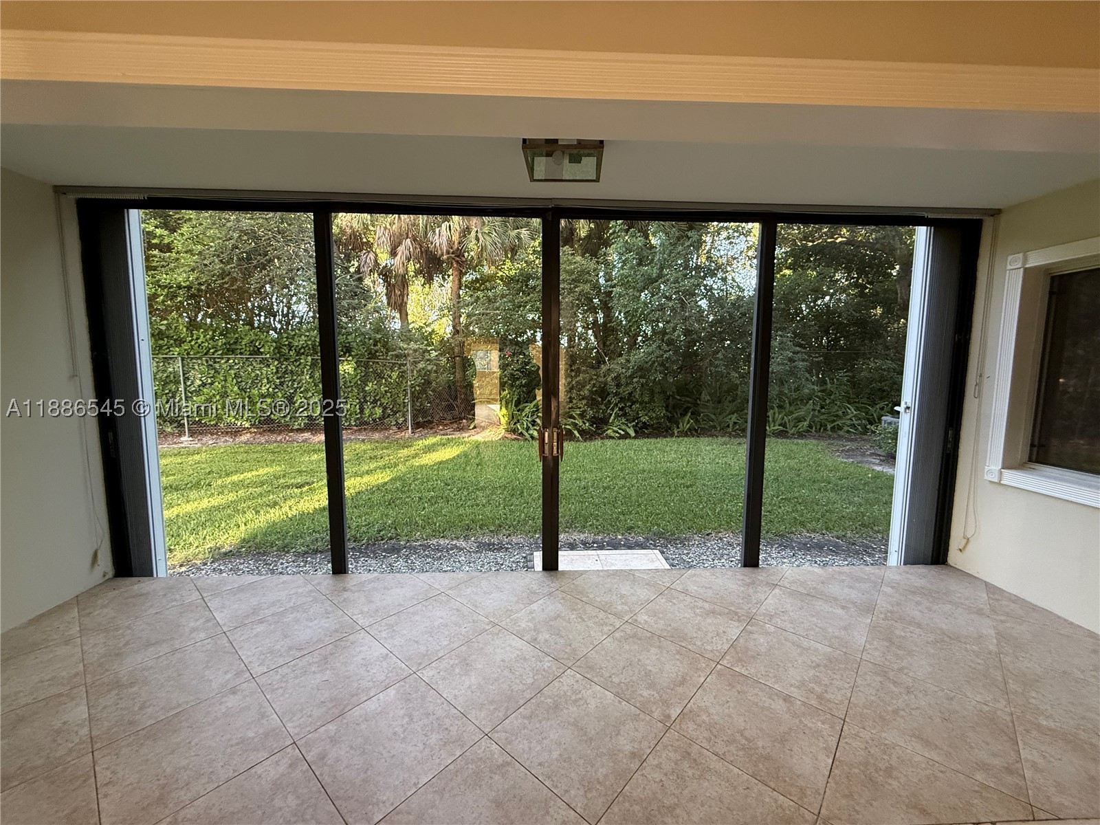 Pembroke Pines photo 1