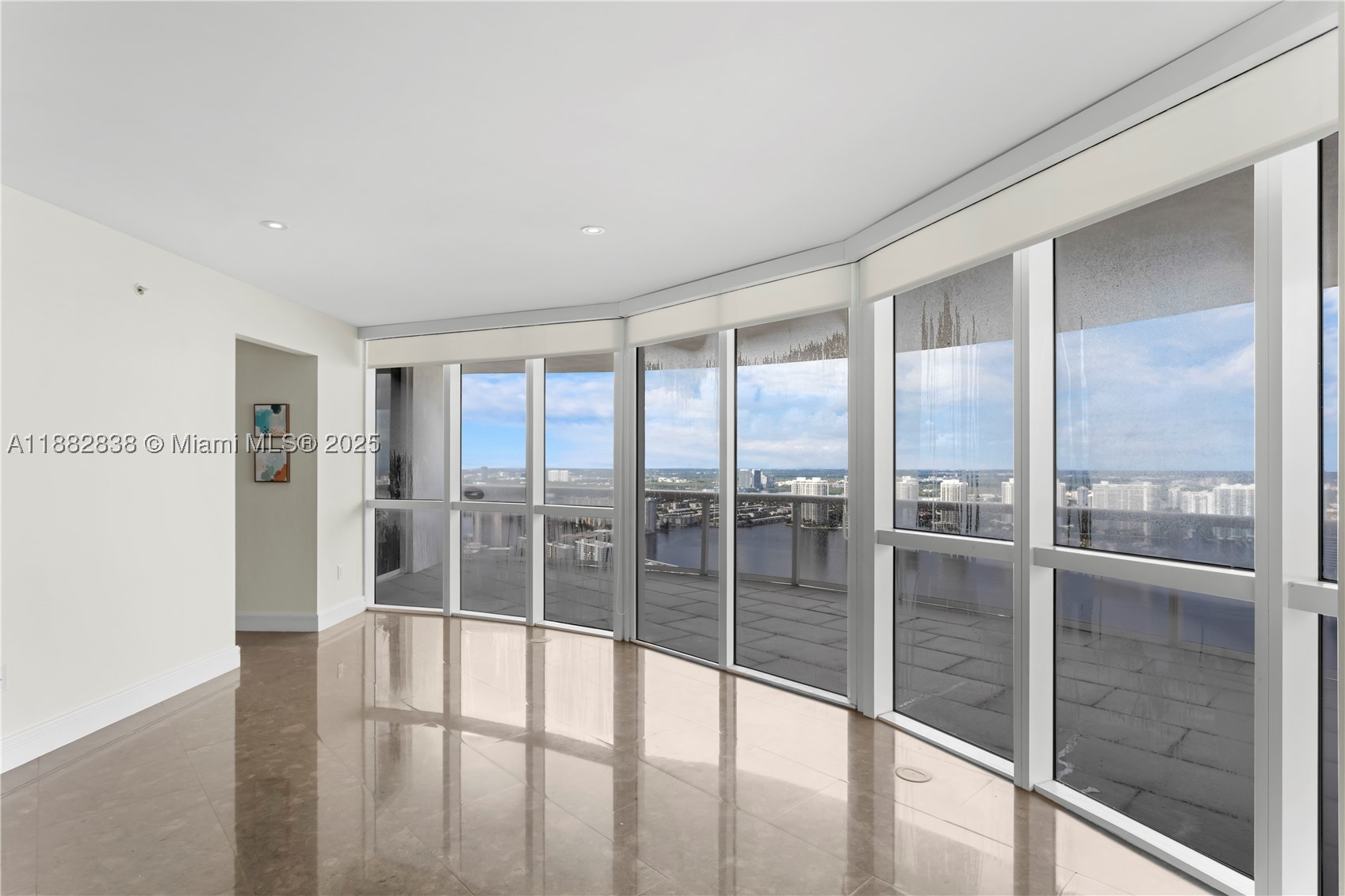 Sunny Isles Beach photo 2
