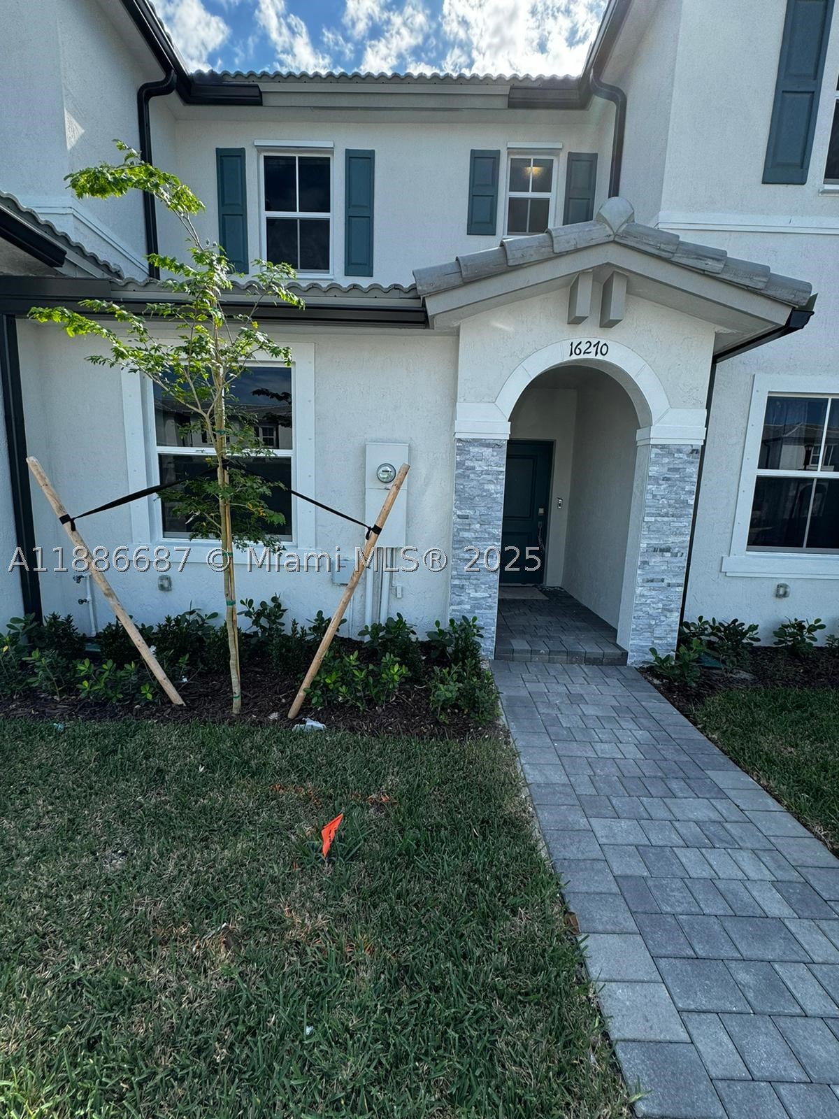 Homestead photo 2