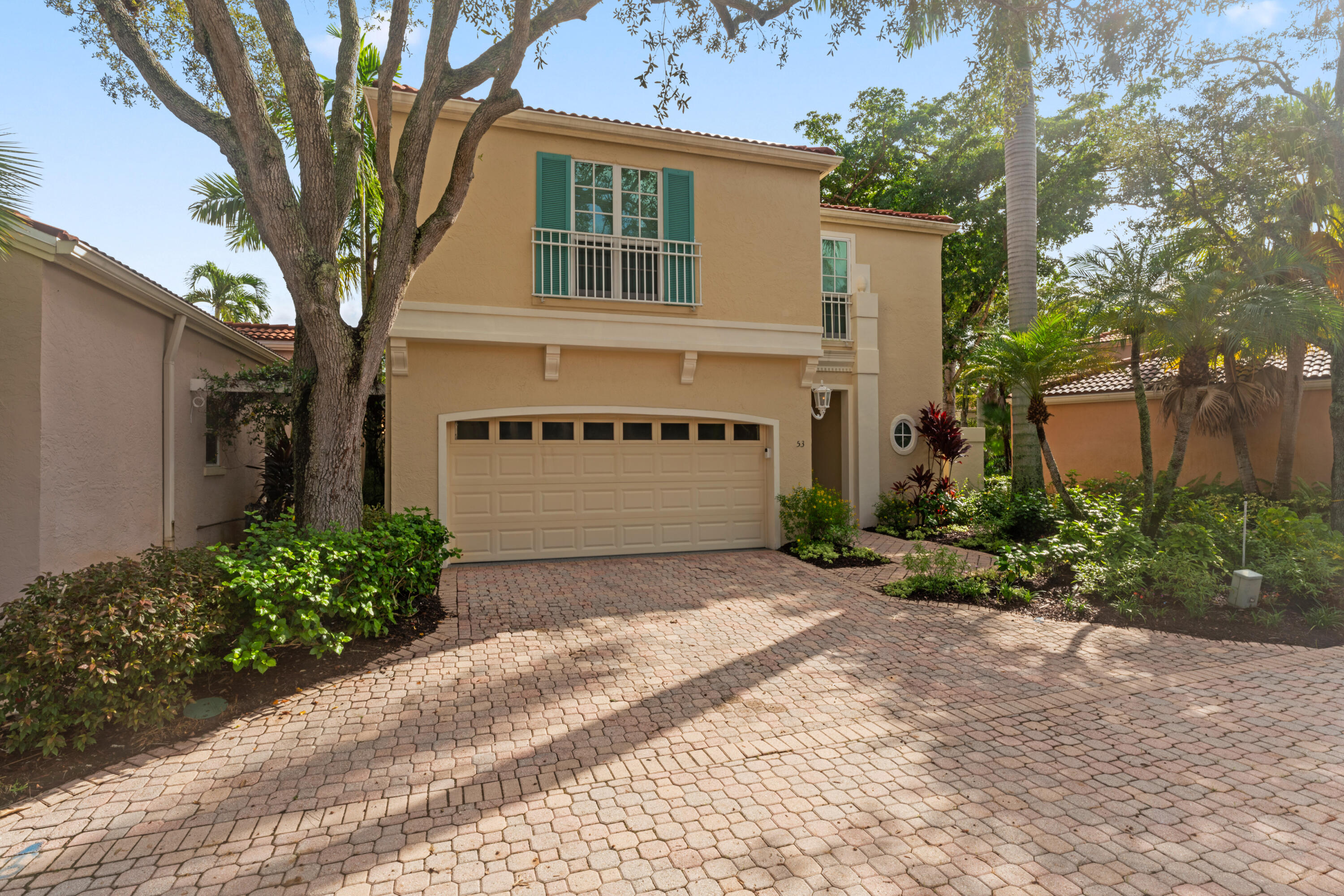 Palm Beach Gardens photo 1