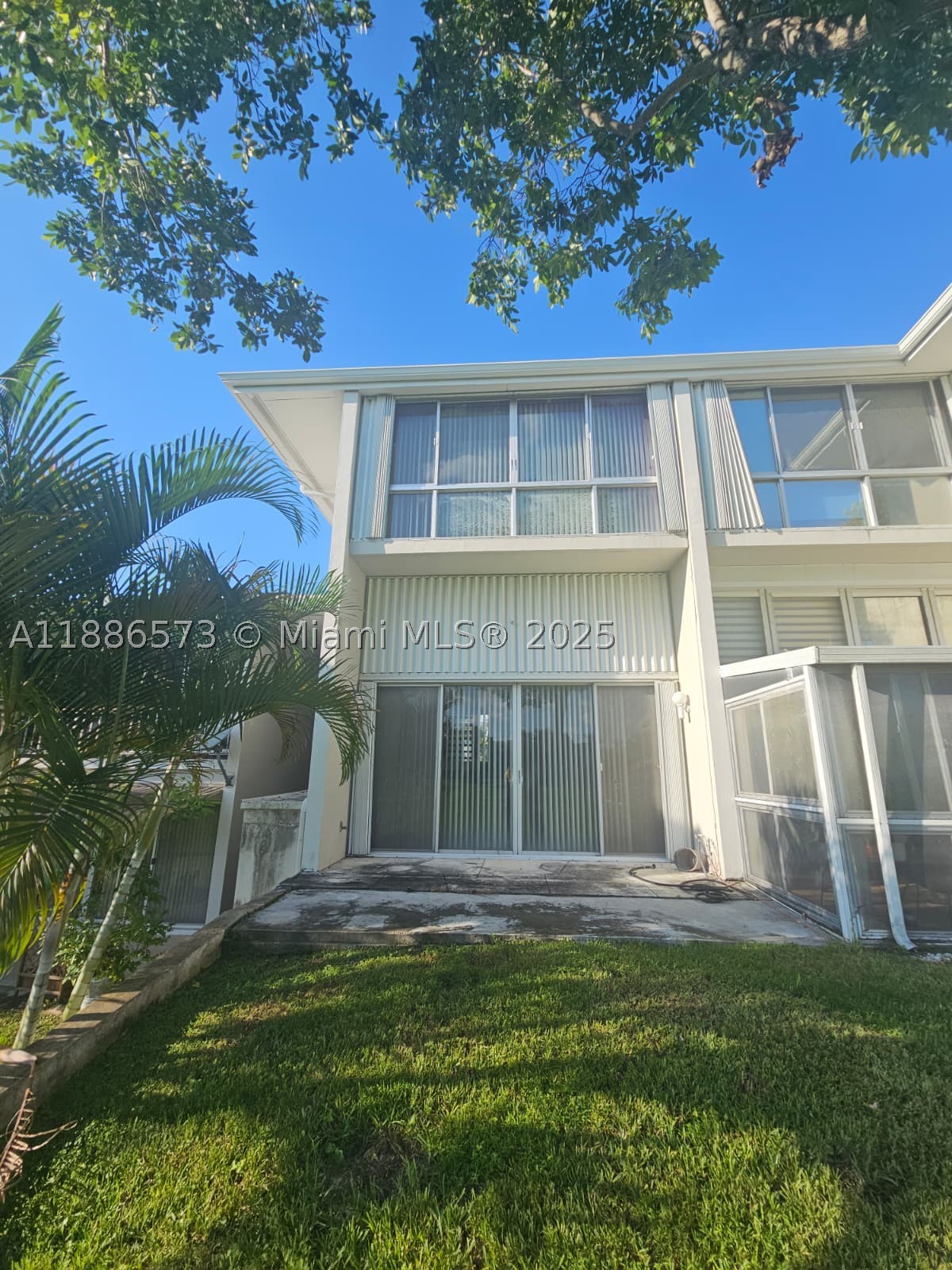 Hialeah photo 4