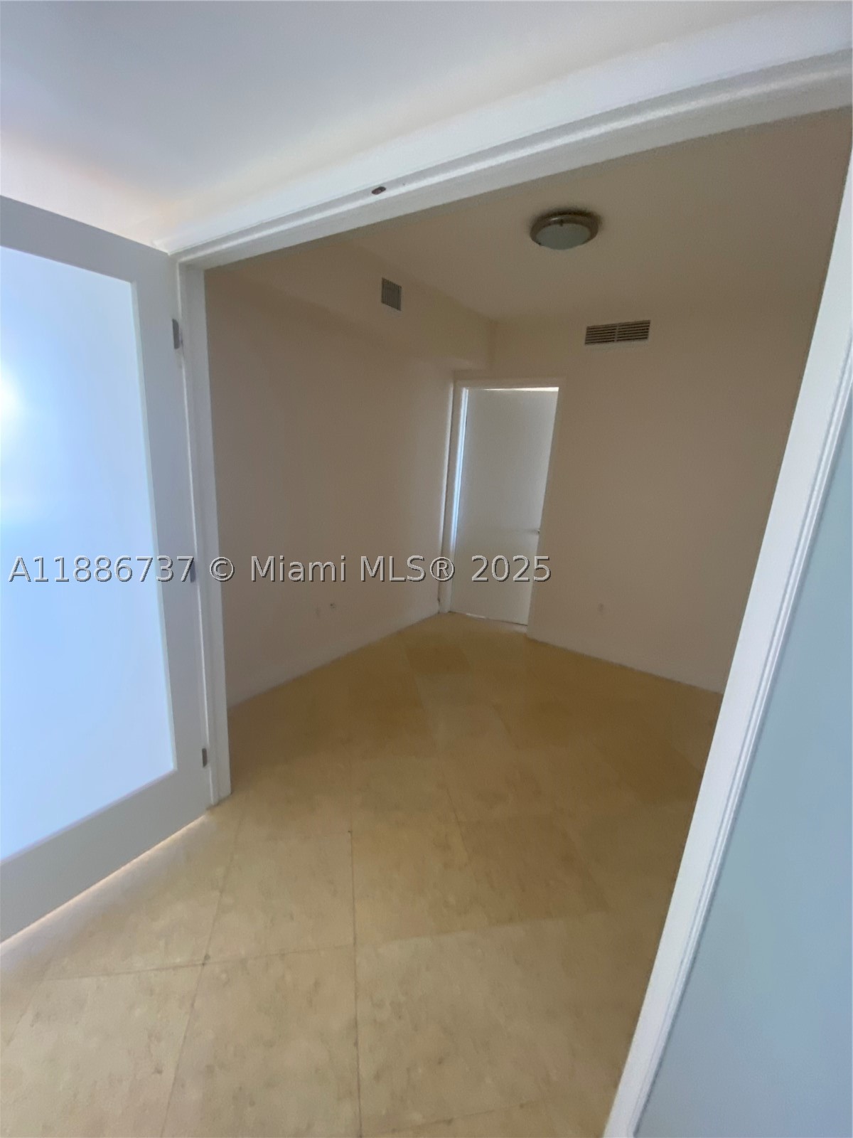 Hallandale Beach photo 4