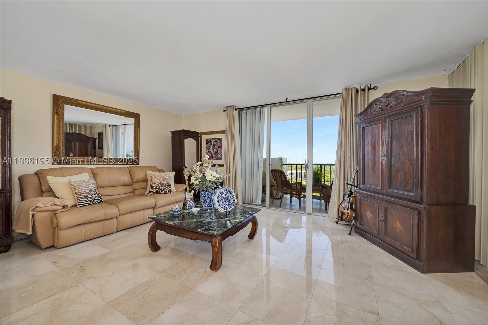 Aventura photo 4