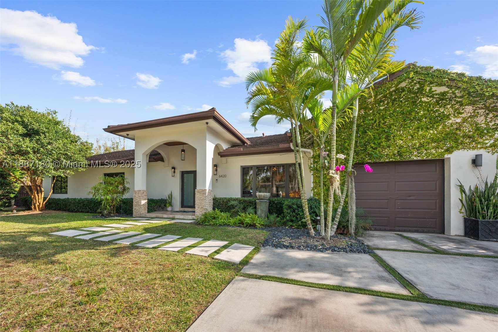 South Miami photo 3