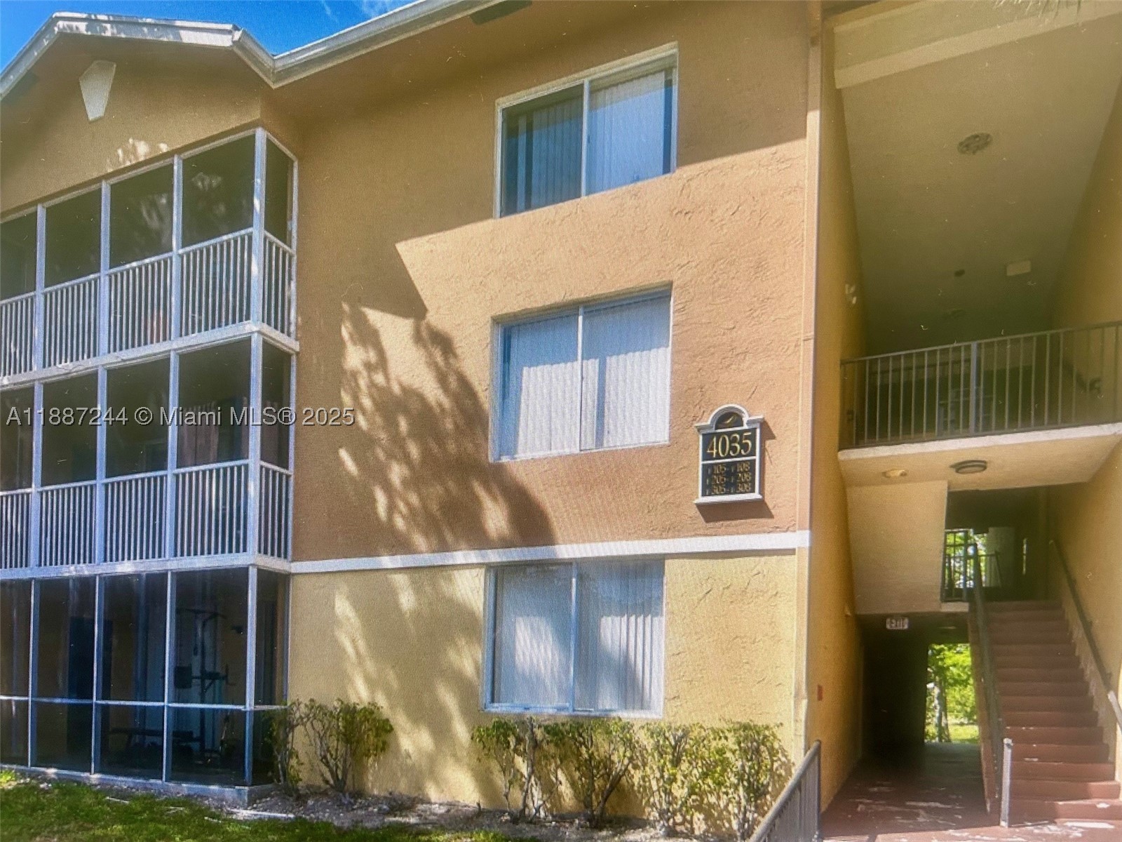 Pompano Beach photo 1