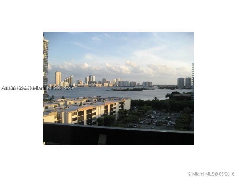 Aventura photo 2