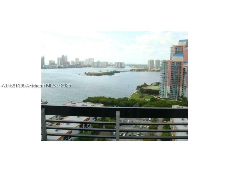 Aventura photo 3
