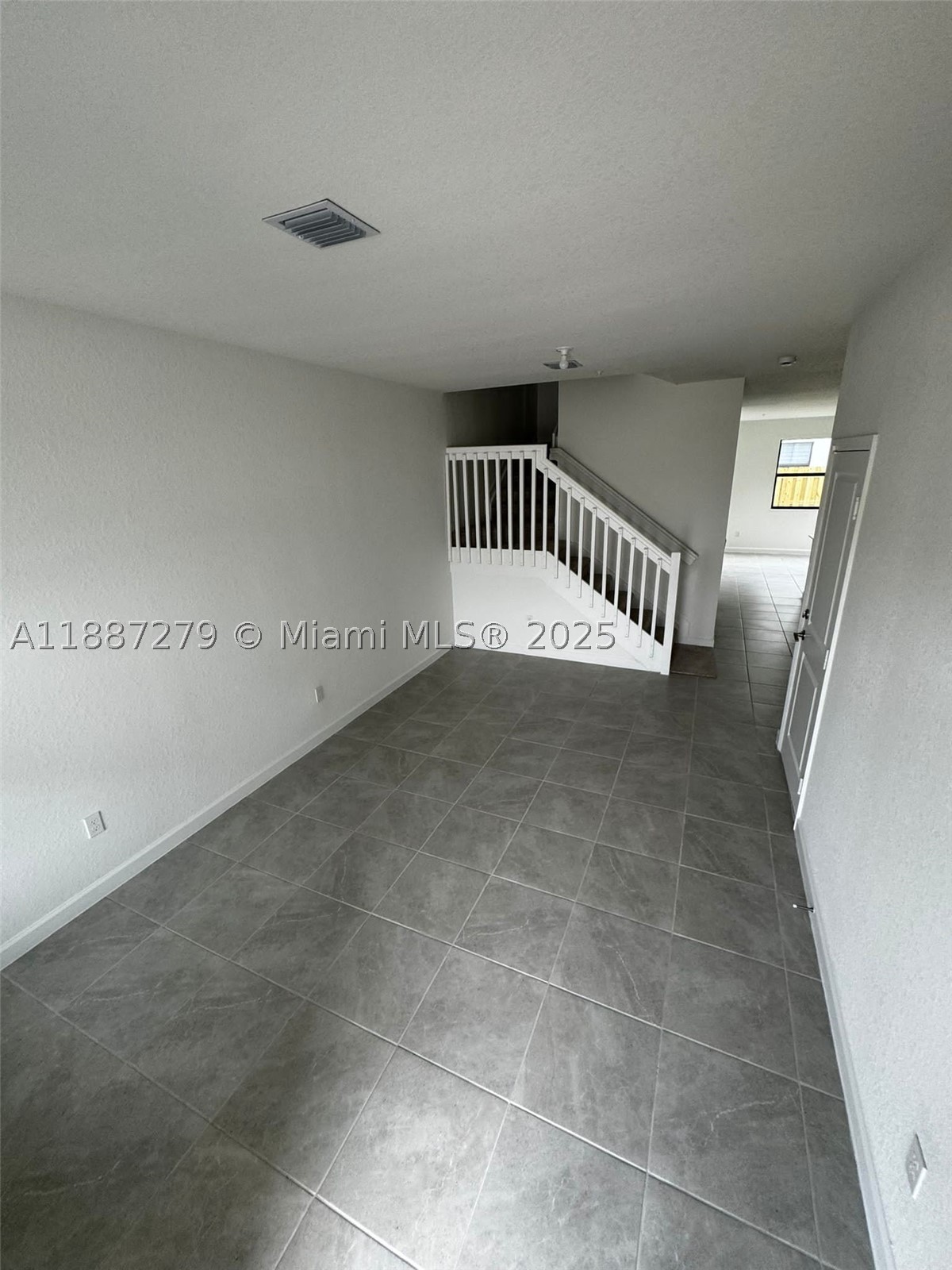 Pembroke Pines photo 4