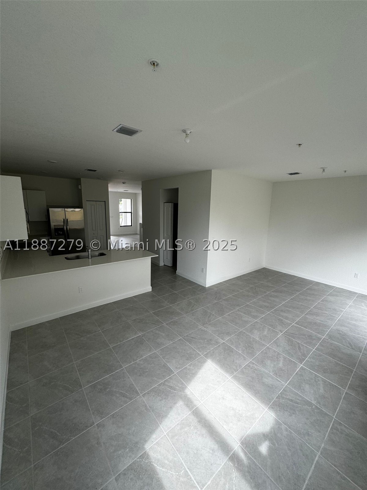 Pembroke Pines photo 5