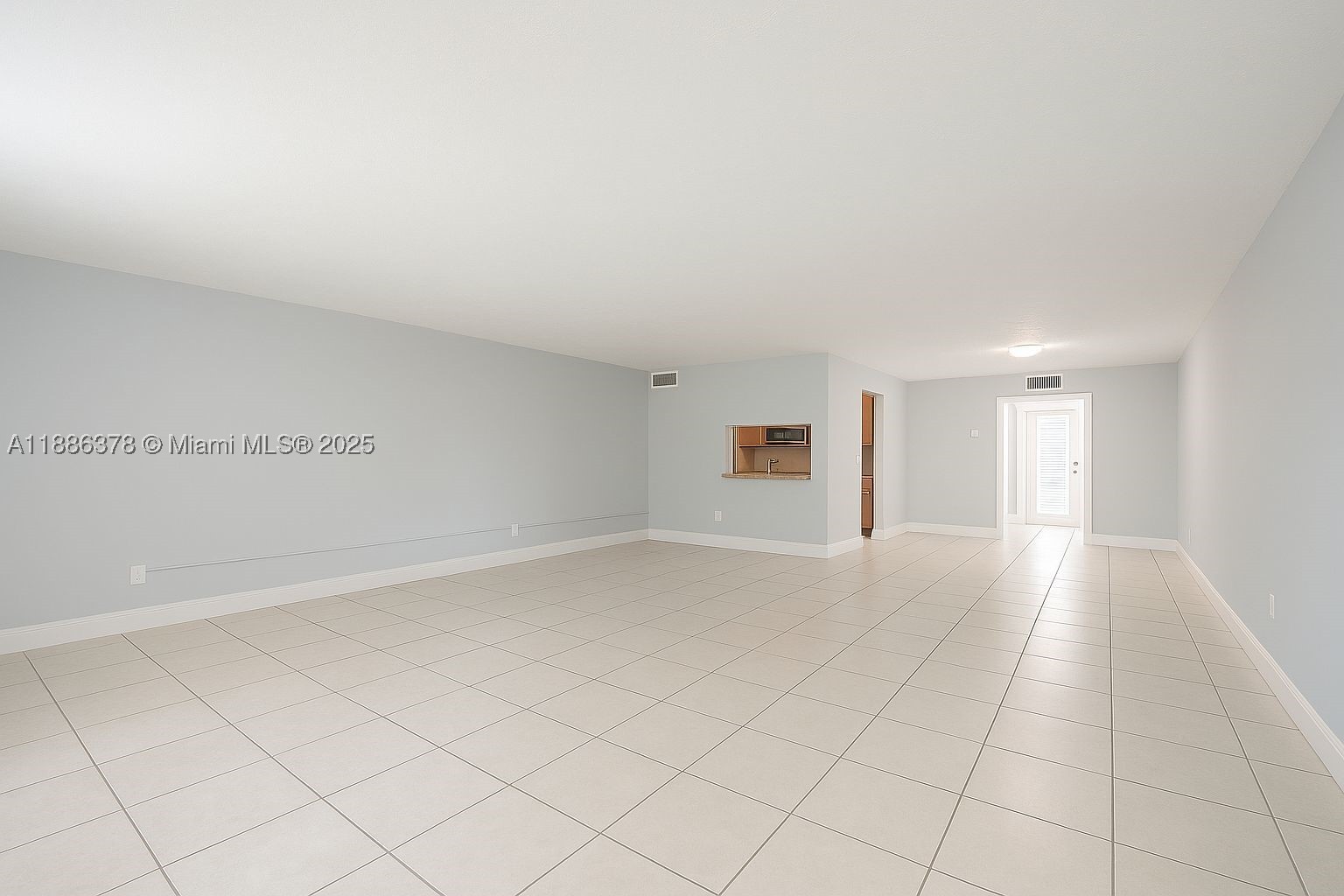 North Miami photo 4