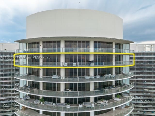 Bal Harbour photo 1