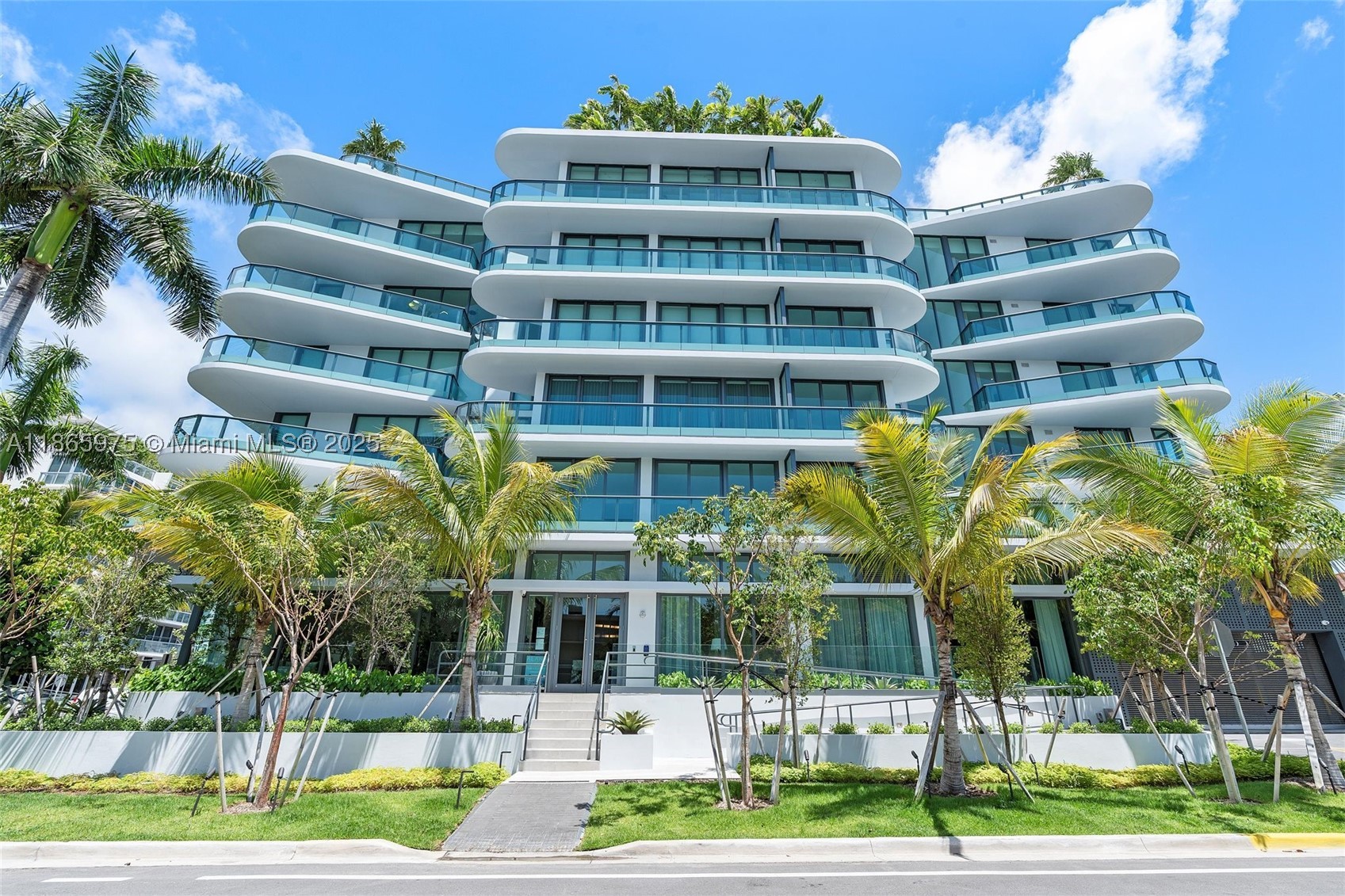 Bay Harbor Islands photo 1