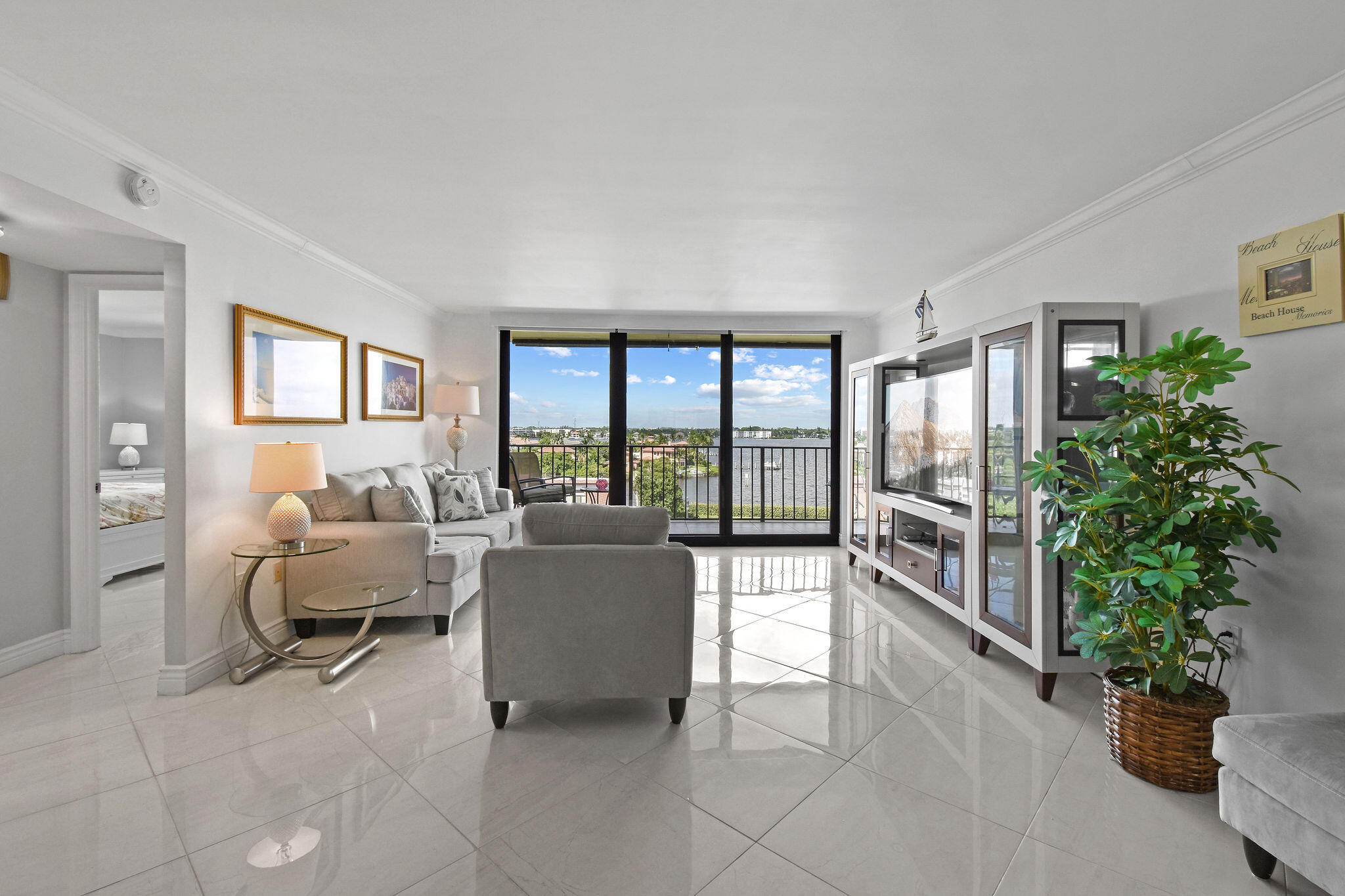 Palm Beach photo 5